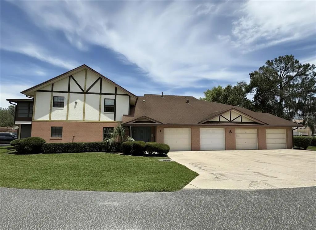 100 E Oak Terrace Drive A2, LEESBURG