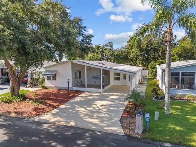 6084 Southern Oaks Drive Se, WINTER HAVEN