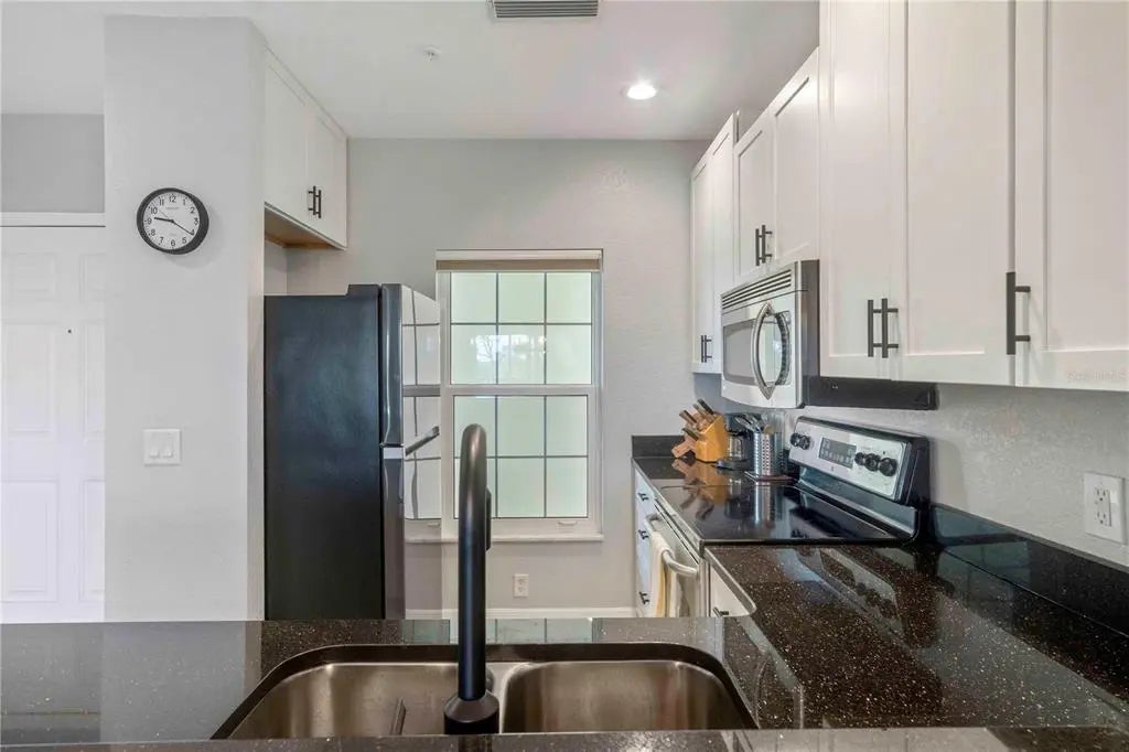 Gulf Shores Realty: 24 760f2e8cde1529aa7310970bf6c5fef7 l