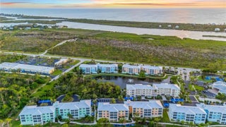 Gulf Shores Realty: 3 1607df1cd9231a657c6fb21b1917b5a0 s