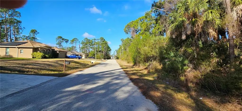 Stokie Avenue, NORTH PORT