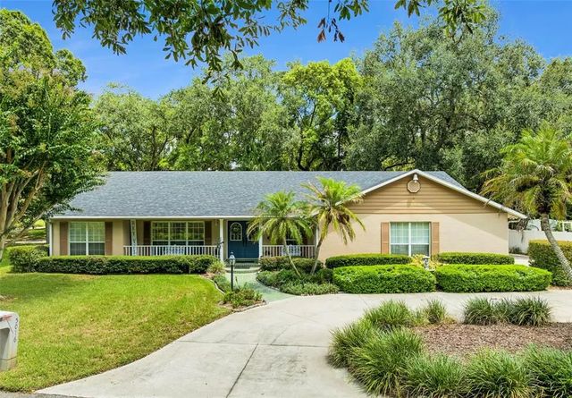 5016 River Lake Road, WINTER HAVEN