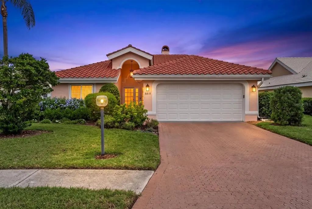 5815 Fairwoods Circle, SARASOTA