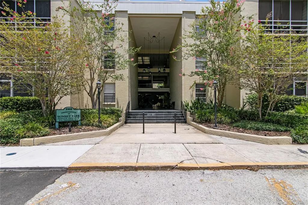 2302 S Manhattan Avenue 108, TAMPA