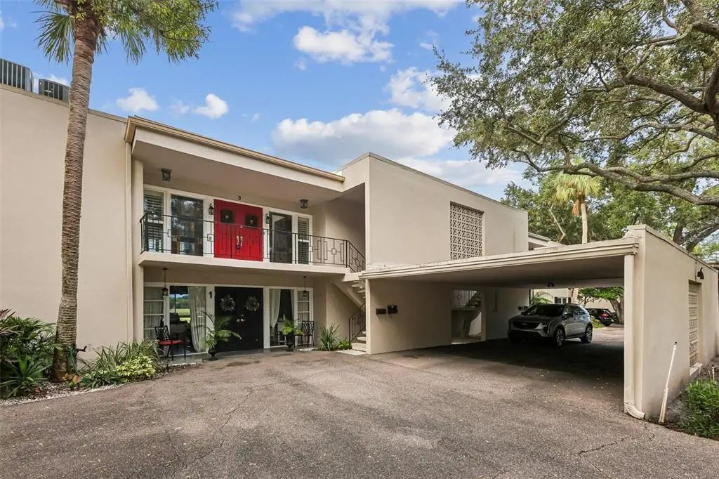 3 Country Club Drive 3, LARGO