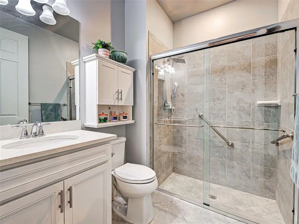 Gulf Shores Realty: 34 8bd7b948733d704561ab5f91bf19e0fc l