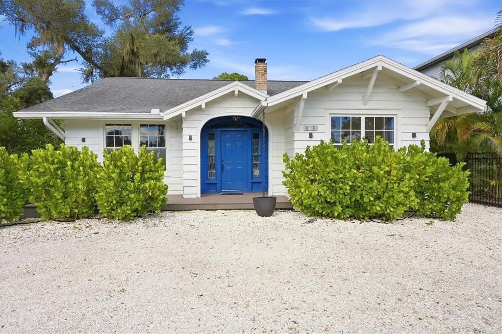 4116 Swift Road, SARASOTA