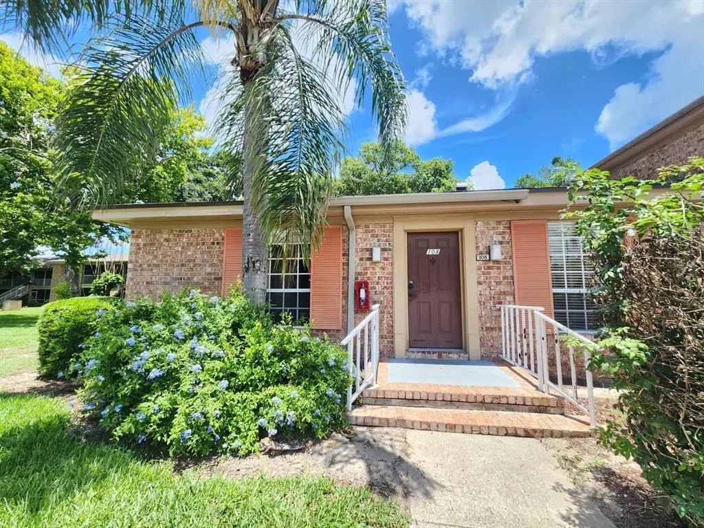 416 Banyon Tree Circle 108, MAITLAND