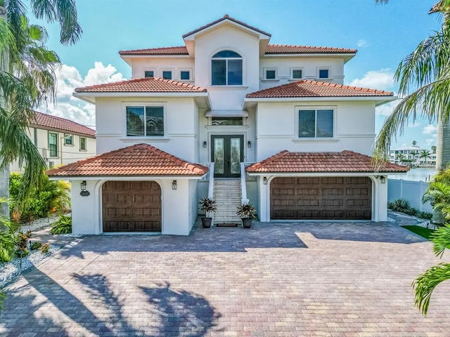 16327 Redington Drive, REDINGTON BEACH