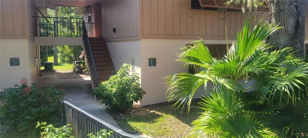 180 Magnolia Woods Court 9c, DELTONA