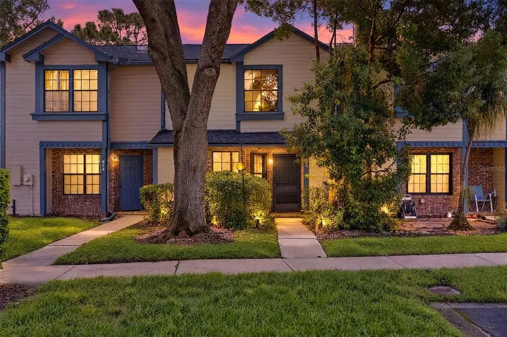 910 Commonwealth Court, CASSELBERRY