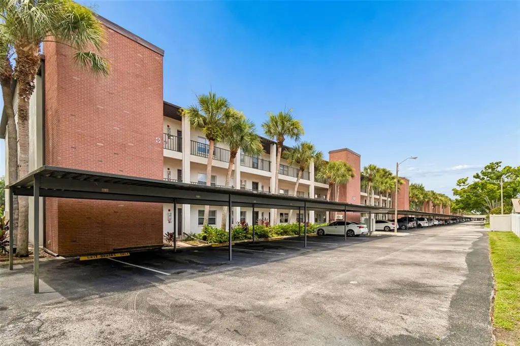 2438 Enterprise Road 25, CLEARWATER
