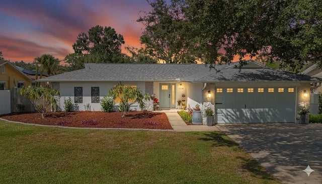 1404 Oleander Drive, TARPON SPRINGS