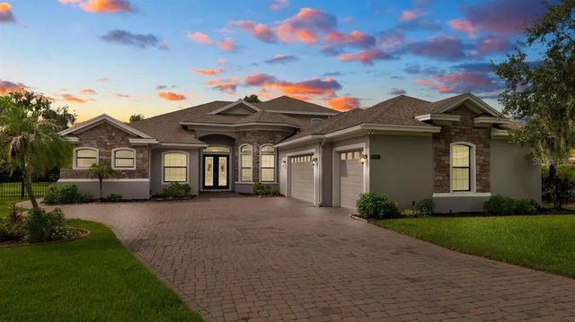 2120 Southern Oaks Lane, LAKELAND