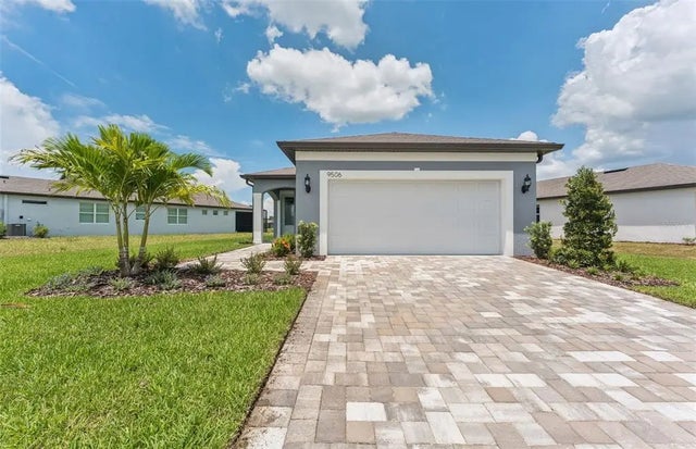 9506 Coastline Way, PARRISH