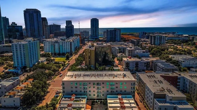 600 3rd Avenue S 301, ST PETERSBURG