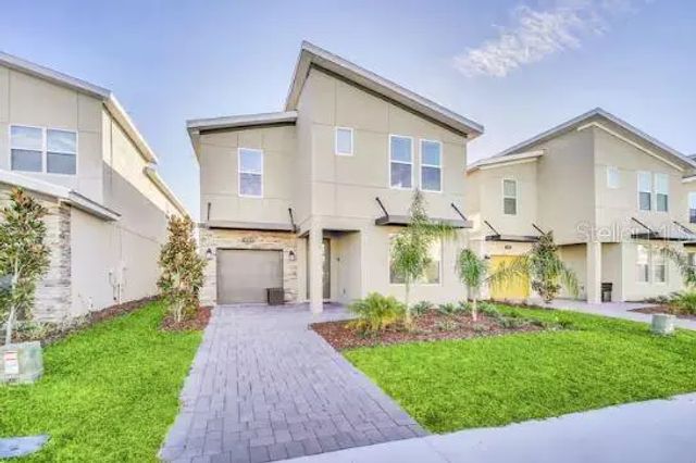 9149 Sommerset Hills Drive, DAVENPORT