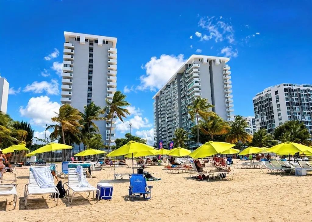 17 of 20 - 8188 Coral Beach Ave Isla Verde, CAROLINA, PR