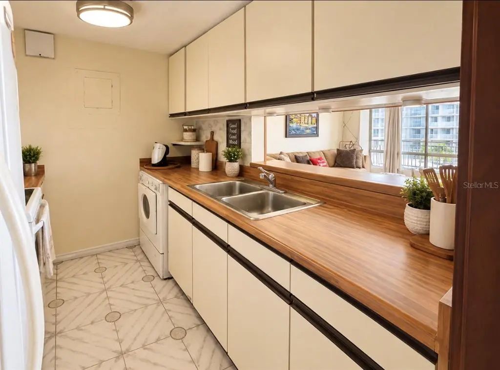 8 of 20 - 8188 Coral Beach Ave Isla Verde, CAROLINA, PR