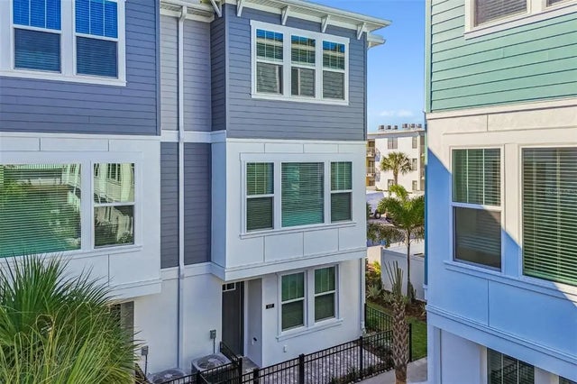 3137 4th Terrace N, ST PETERSBURG