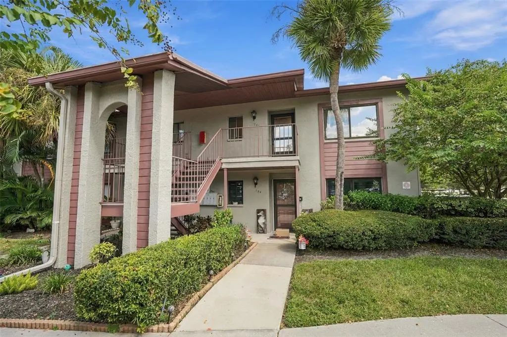 729 83rd Avenue N 204, ST. PETERSBURG