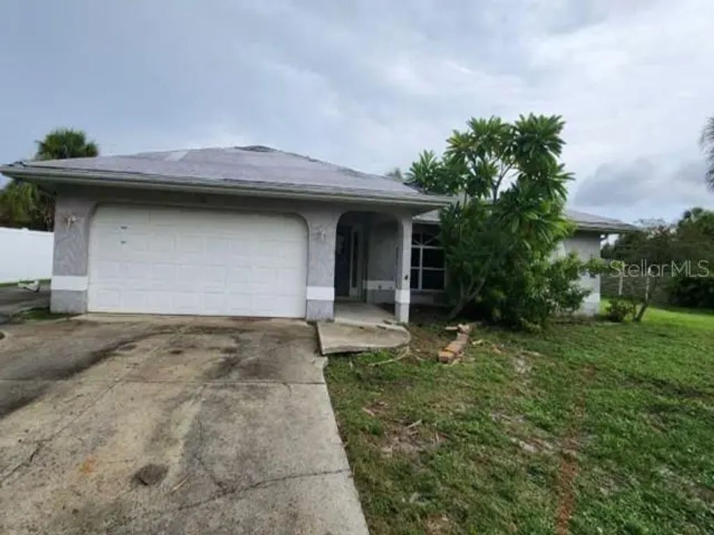 656 Azure Road, VENICE