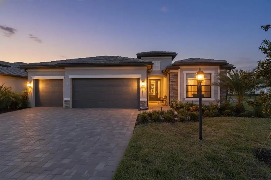 4889 Seafoam Trail, BRADENTON