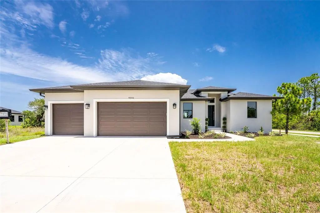 9590 Honeymoon Drive, PORT CHARLOTTE