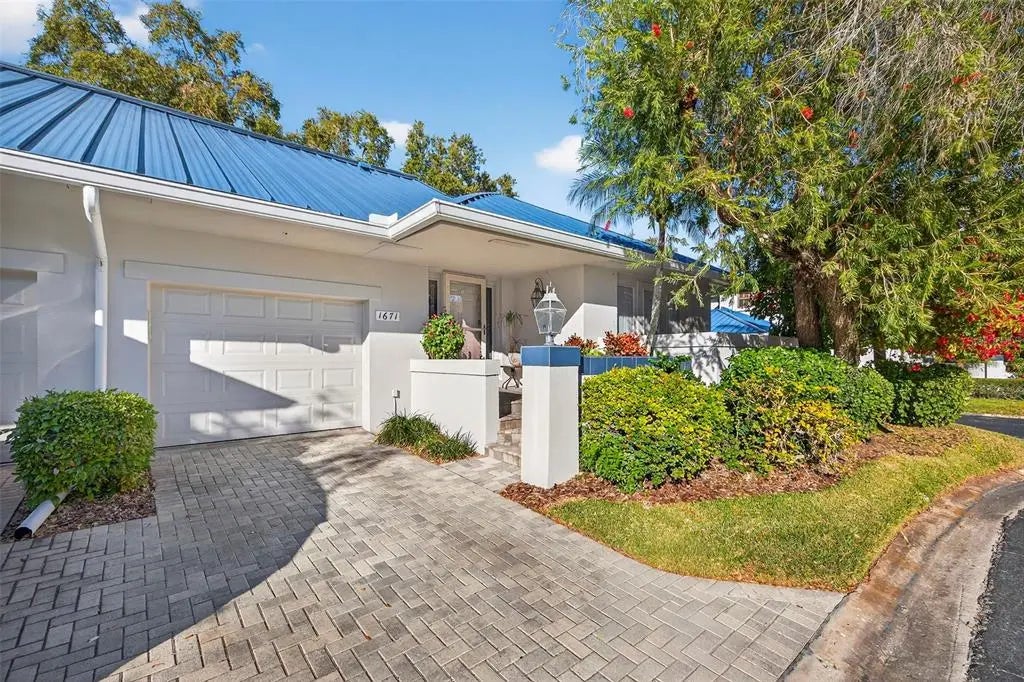 1671 Watermark Circle Ne, ST PETERSBURG