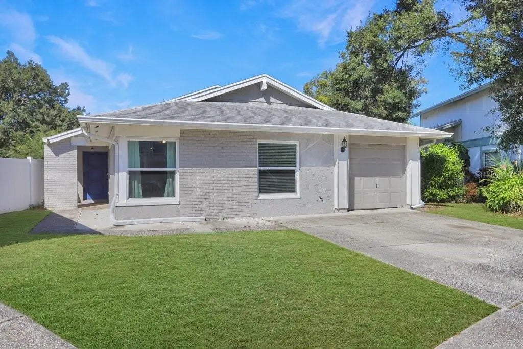 10305 Del Mar Circle, TAMPA