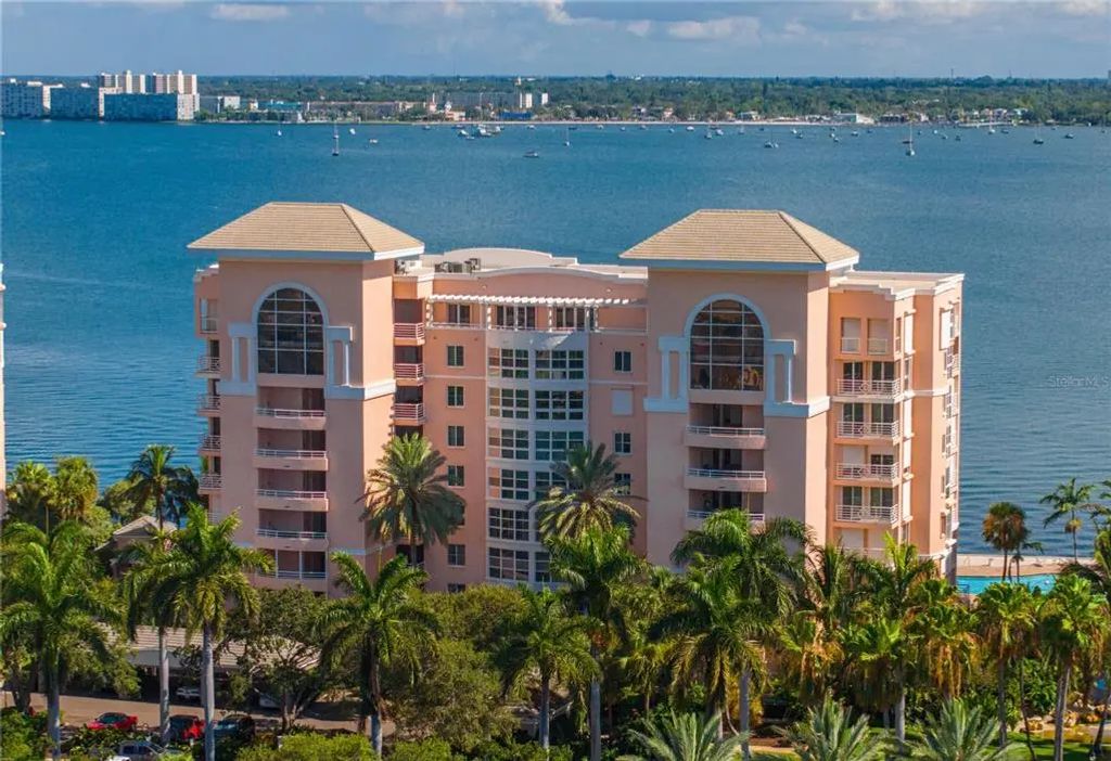 4961 Bacopa Lane S 201, ST PETERSBURG
