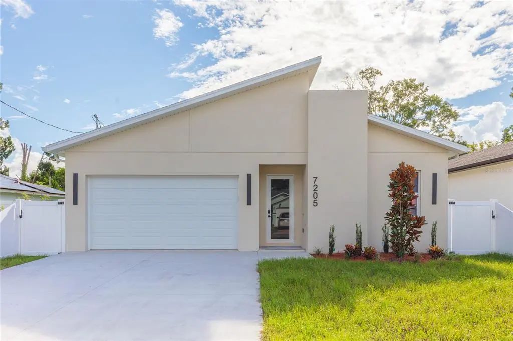 7205 N Lois Avenue, TAMPA