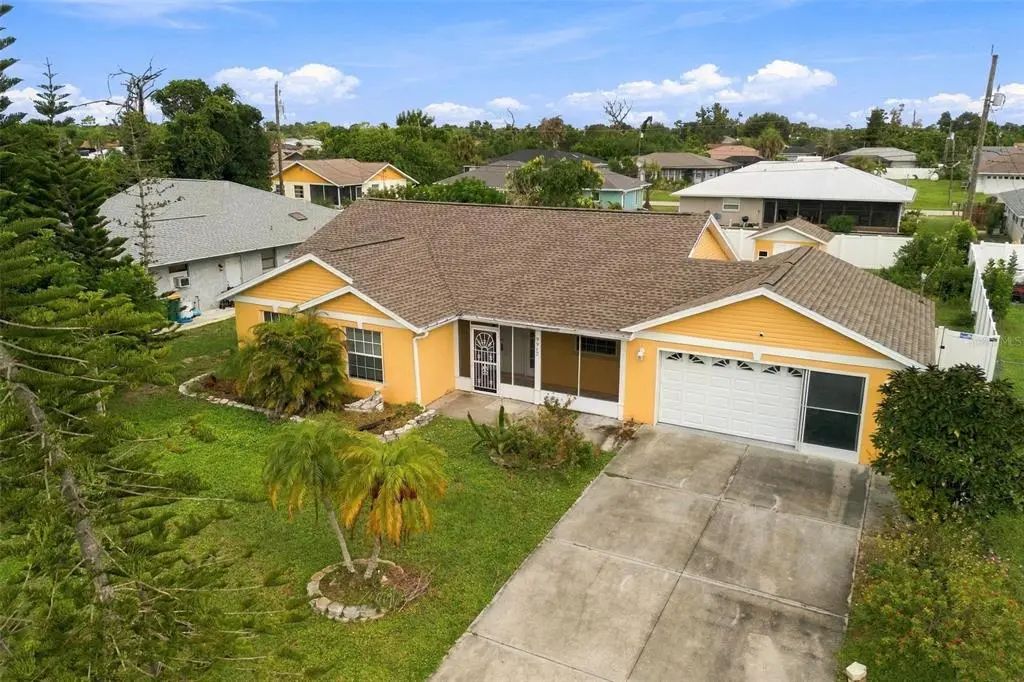 9910 Gulfstream Boulevard, ENGLEWOOD