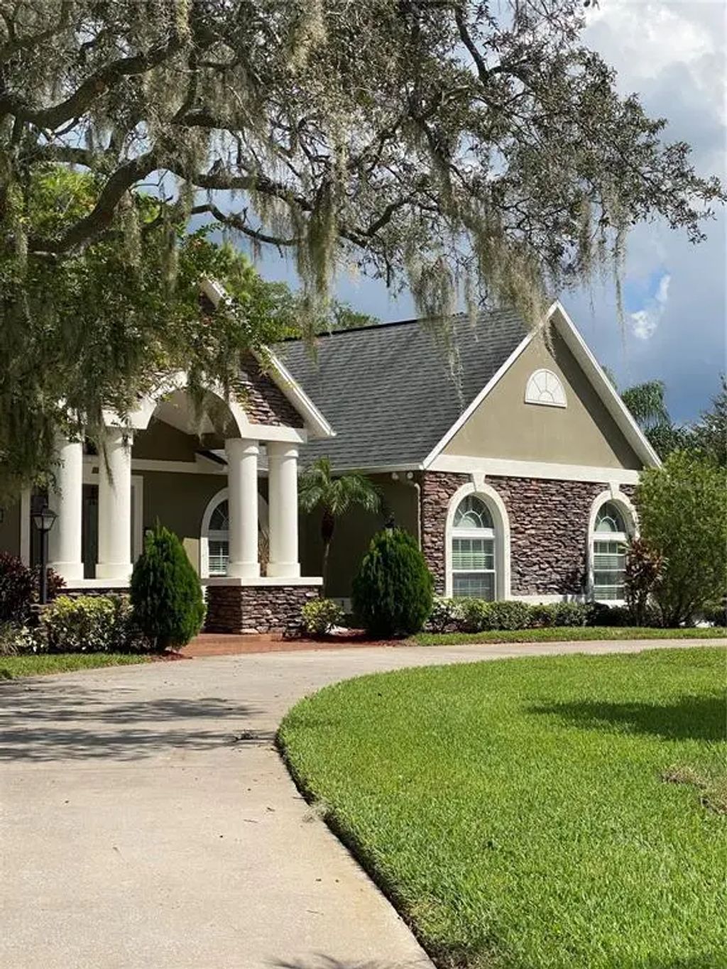8809 Eagle Watch Drive, RIVERVIEW