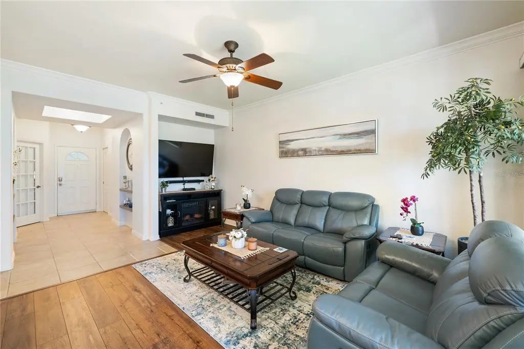 Gulf Shores Realty: 7 4ed81c3aa44d3dd699889c743706fc79 l