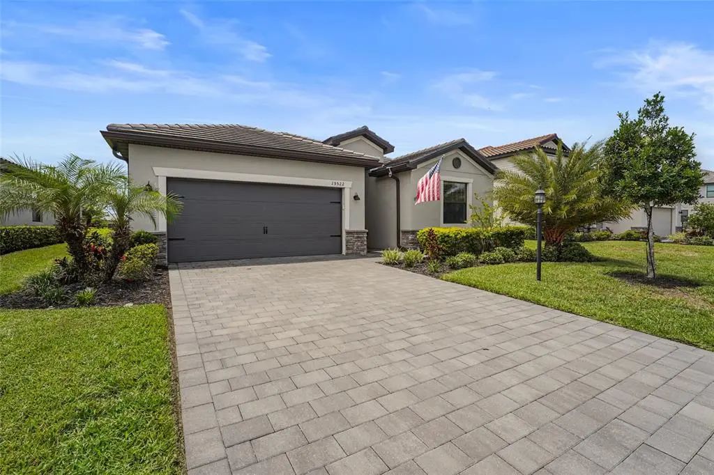 15522 Islandwalk Avenue, BRADENTON