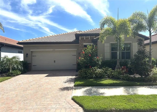 209 Vinadio Boulevard, NOKOMIS