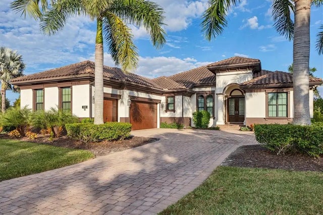 3519 Founders Club Drive, SARASOTA