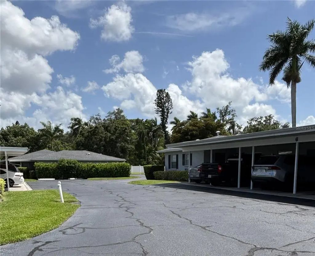 2115 9th Avenue W 6b, BRADENTON