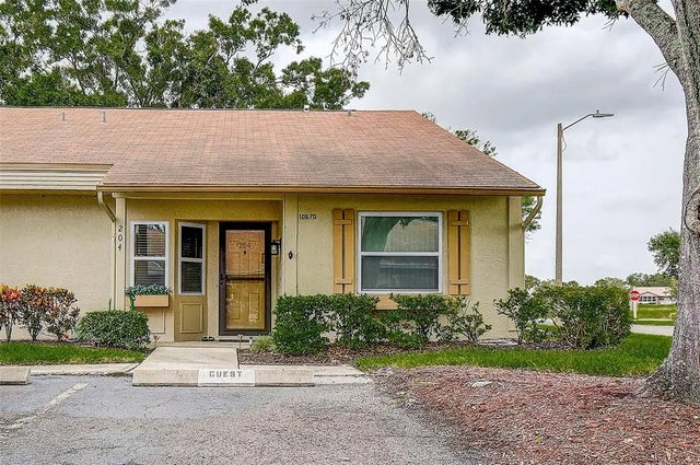 10670 43rd Street N 204, CLEARWATER