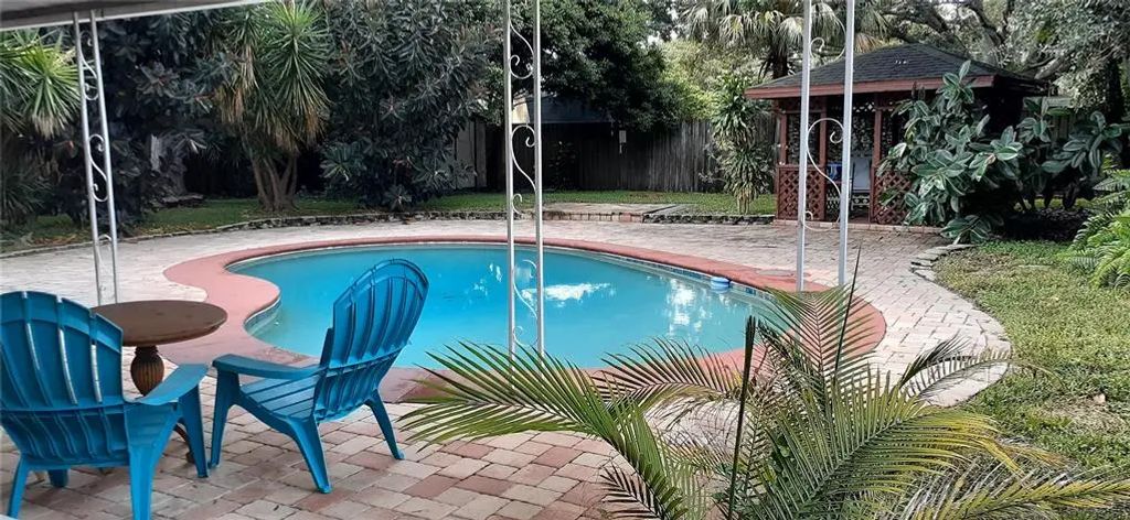 3925 W Bay View Avenue, TAMPA