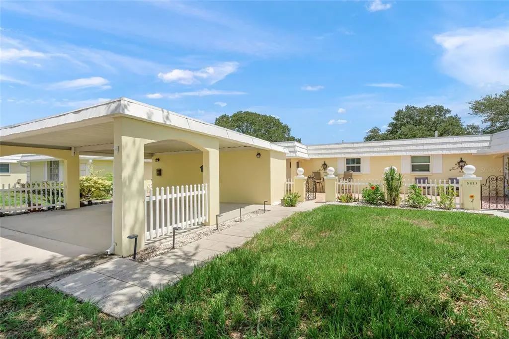 5823 Tidewood Avenue 8, SARASOTA