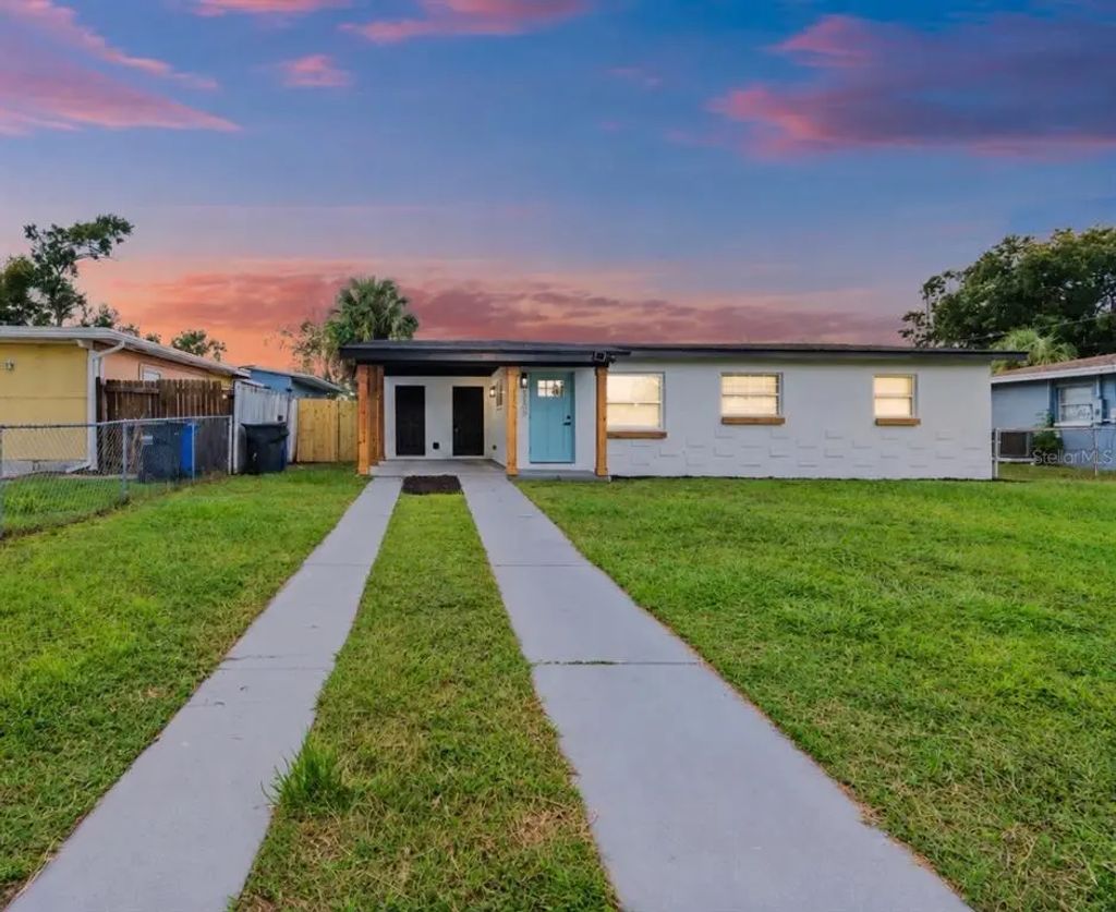5205 S 82nd Street, TAMPA