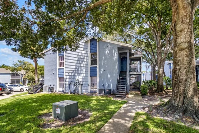 3827 Bay Club Cir 204, KISSIMMEE