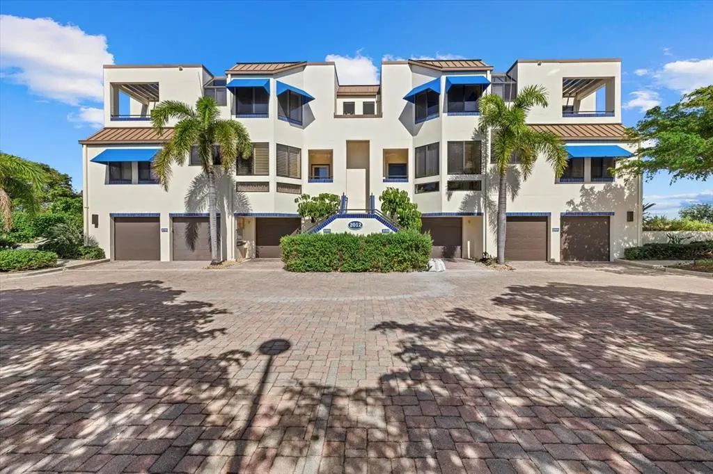 2012 Harbourside Drive 2104, LONGBOAT KEY