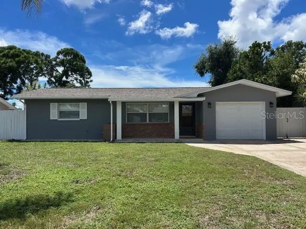 11324 87th Avenue, SEMINOLE