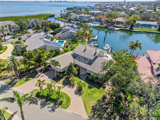 520 Harbor Cay Drive, LONGBOAT KEY