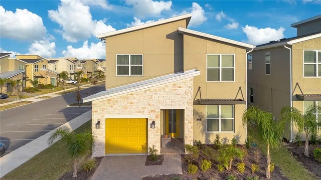 571 Drop Shot Drive, DAVENPORT