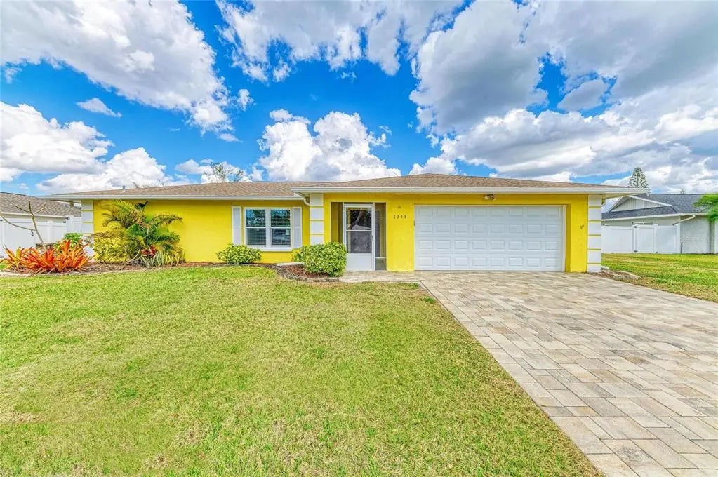 7309 Meadowbrook Drive, SARASOTA