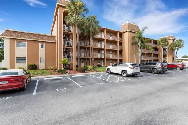 12760 Indian Rocks Road 107, LARGO